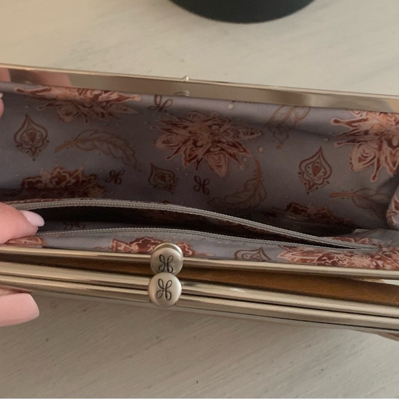 Hobo Clutch Wallet - Picture 7 of 8